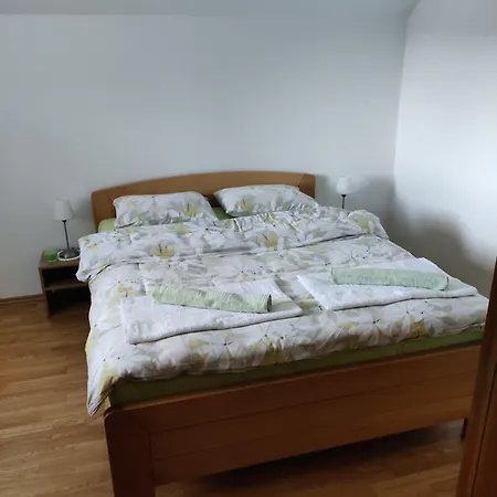 Countryside House * Male Brusnice