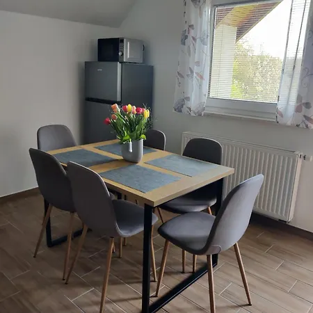 Countryside House * Male Brusnice