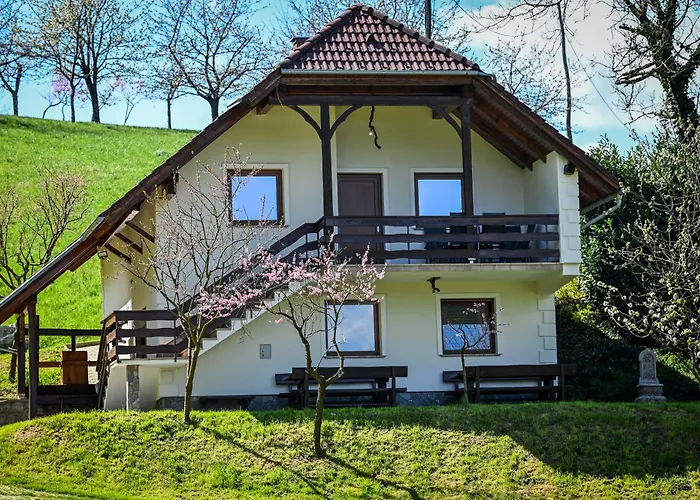 بيت للعطل Countryside House